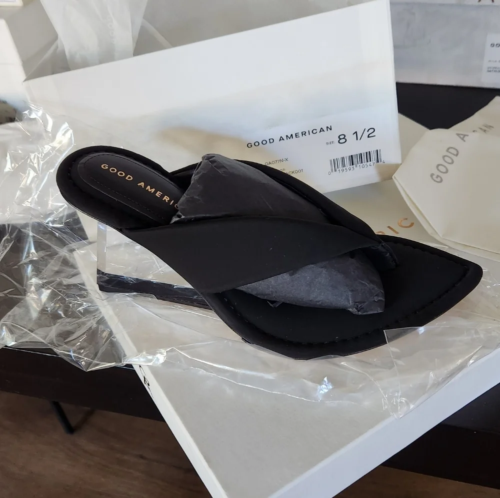 NEW.  Good American Cinder-f*king-rella Black Thong Clear Sandal Wedges - Picture 4 of 5